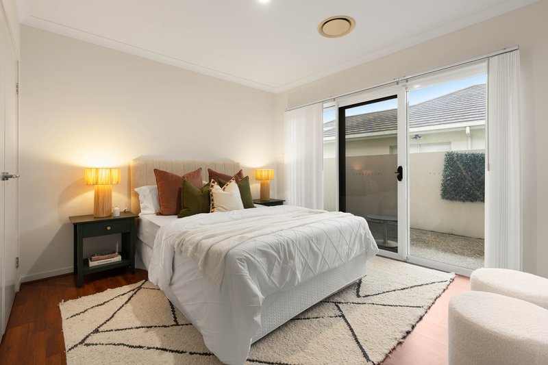 Photo - 51 East Quay Drive, Biggera Waters QLD 4216 - Image 13