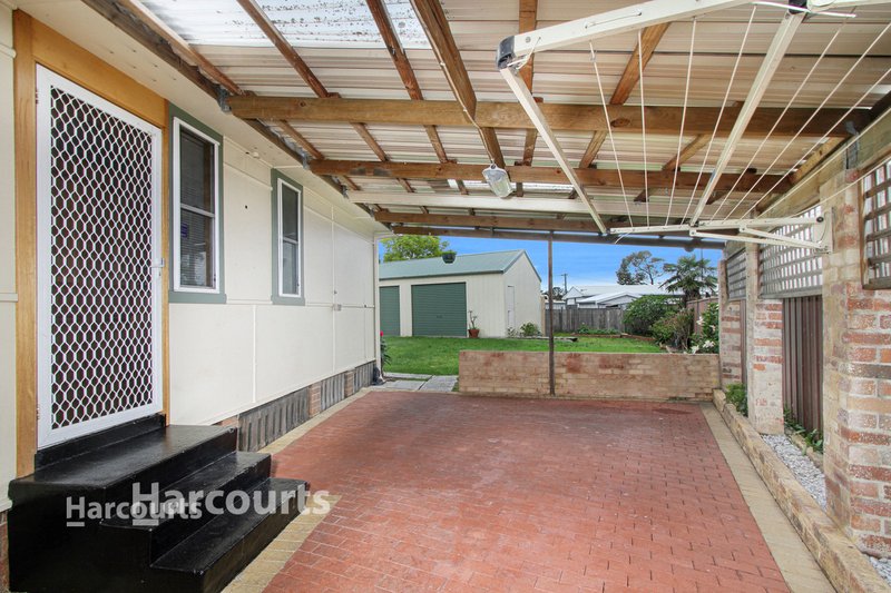 Photo - 51 Eleebana Crescent, Koonawarra NSW 2530 - Image 8