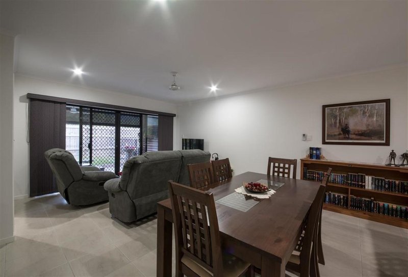 Photo - 51 Endeavour Circuit, Cannonvale QLD 4802 - Image 9