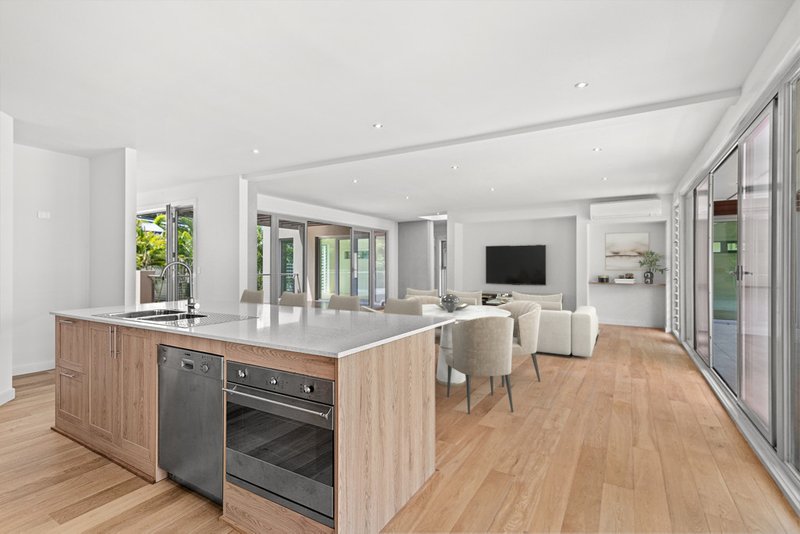 Photo - 51 Eshelby Drive, Cannonvale QLD 4802 - Image 5