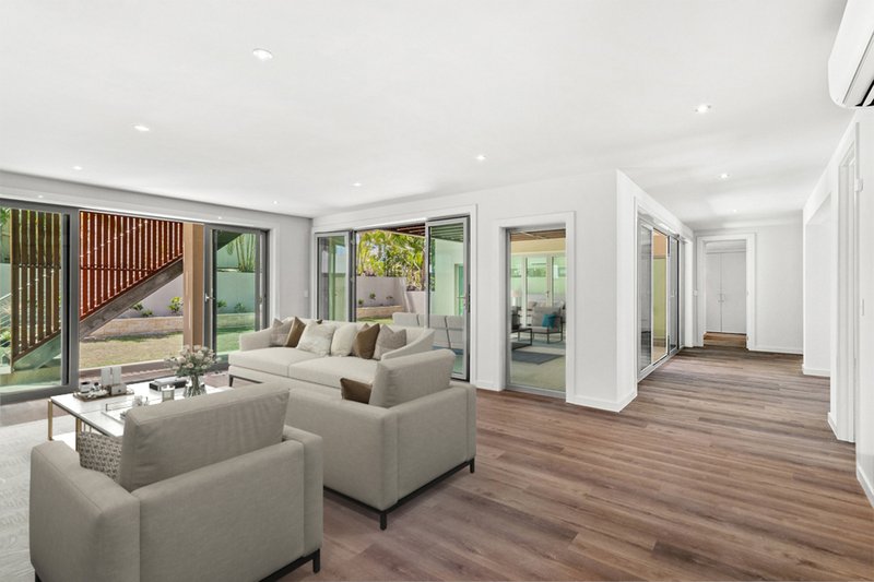 Photo - 51 Eshelby Drive, Cannonvale QLD 4802 - Image 8