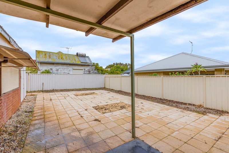 Photo - 51 Eudoria Street, Gosnells WA 6110 - Image 5