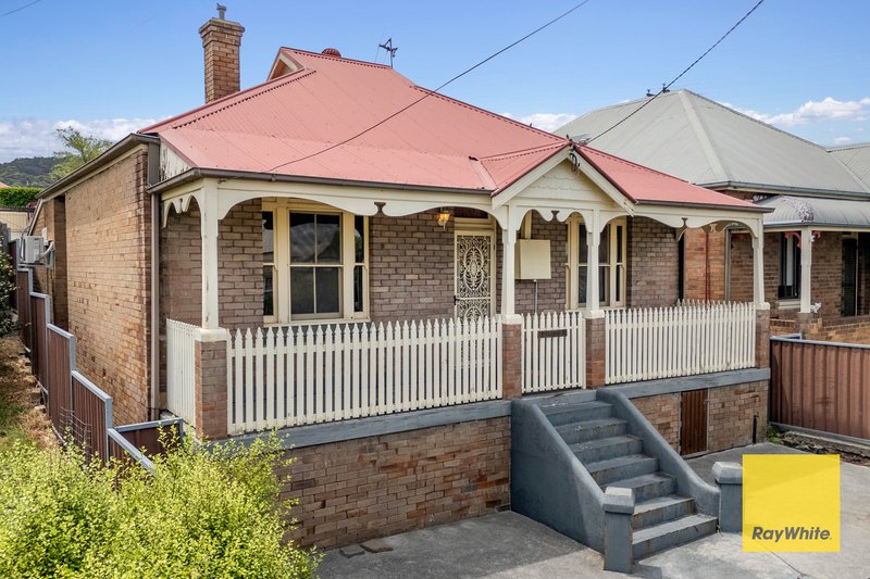 Photo - 51 Ferro Street, Lithgow NSW 2790 - Image 3