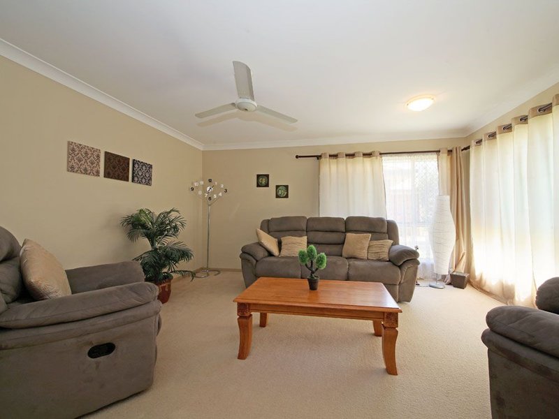 Photo - 51 Fleet Drive, Kippa-Ring QLD 4021 - Image 2