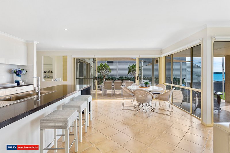 Photo - 51 Foreshore Drive, Salamander Bay NSW 2317 - Image 9