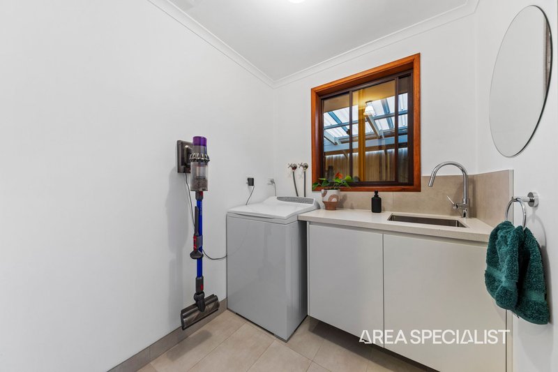 Photo - 51 Gardenia Street, Pakenham VIC 3810 - Image 25