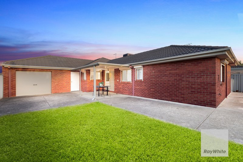 Photo - 51 Glenelg Boulevard, Taylors Hill VIC 3037 - Image 16