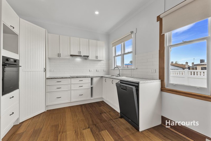 Photo - 51 Goldie Street, Wynyard TAS 7325 - Image 3