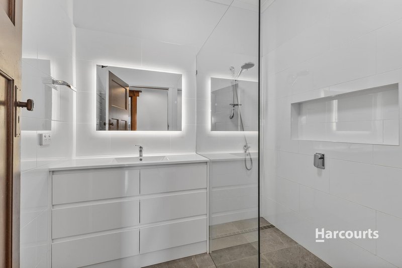 Photo - 51 Goldie Street, Wynyard TAS 7325 - Image 6