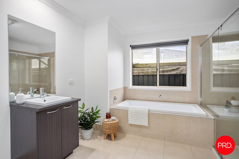 Photo - 51 Greenfield Drive, Epsom VIC 3551 - Image 17