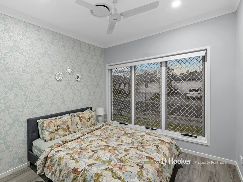 Photo - 51 Grevillea Way, Park Ridge QLD 4125 - Image 14