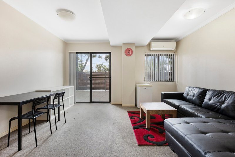 Photo - 5/1 Griffiths Street, Blacktown NSW 2148 - Image 4