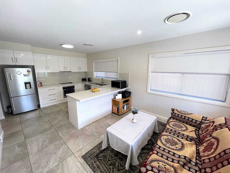 Photo - 51 Hillam Drive, Griffith NSW 2680 - Image 3