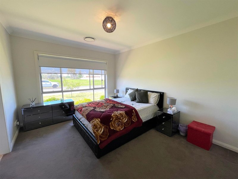 Photo - 51 Hillam Drive, Griffith NSW 2680 - Image 5