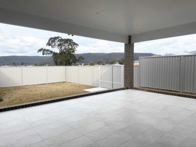 Photo - 51 Hillcrest Avenue, Bowenfels NSW 2790 - Image 19