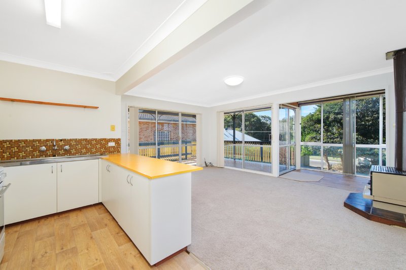 Photo - 51 Hollingworth Street, Port Macquarie NSW 2444 - Image 4