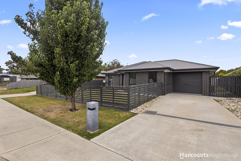 Photo - 51 Hollyhock Drive, Kingston TAS 7050 - Image 3