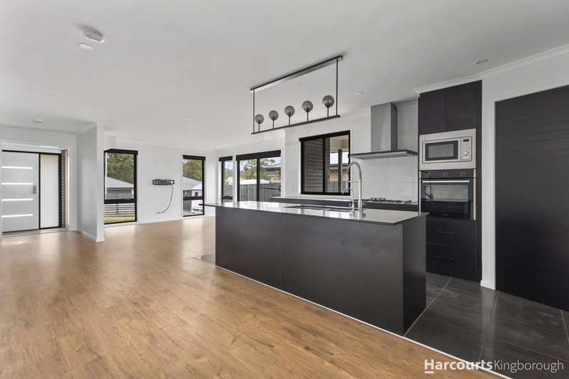 Photo - 51 Hollyhock Drive, Kingston TAS 7050 - Image 7