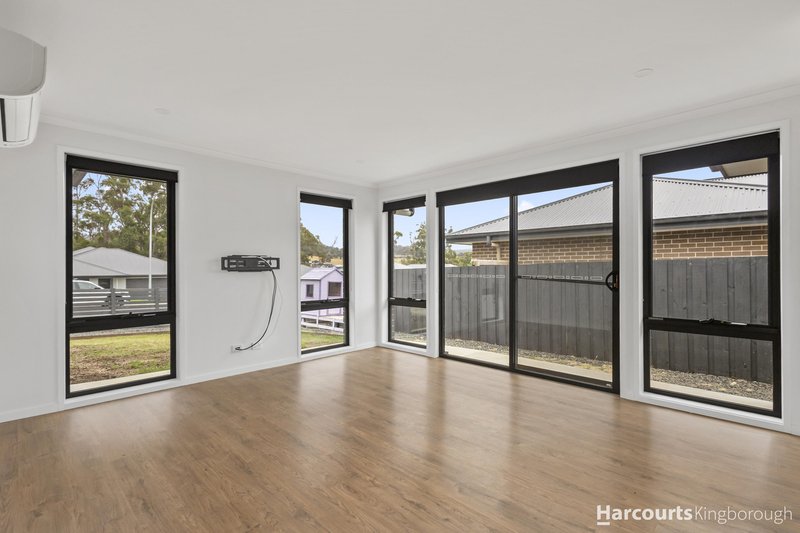 Photo - 51 Hollyhock Drive, Kingston TAS 7050 - Image 10