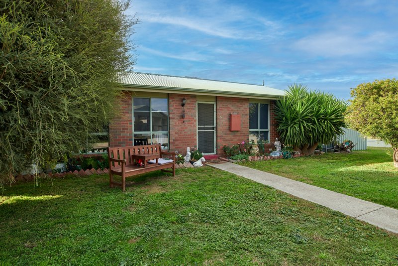 Photo - 5/1 Hospital Street, Heathcote VIC 3523 - Image 10