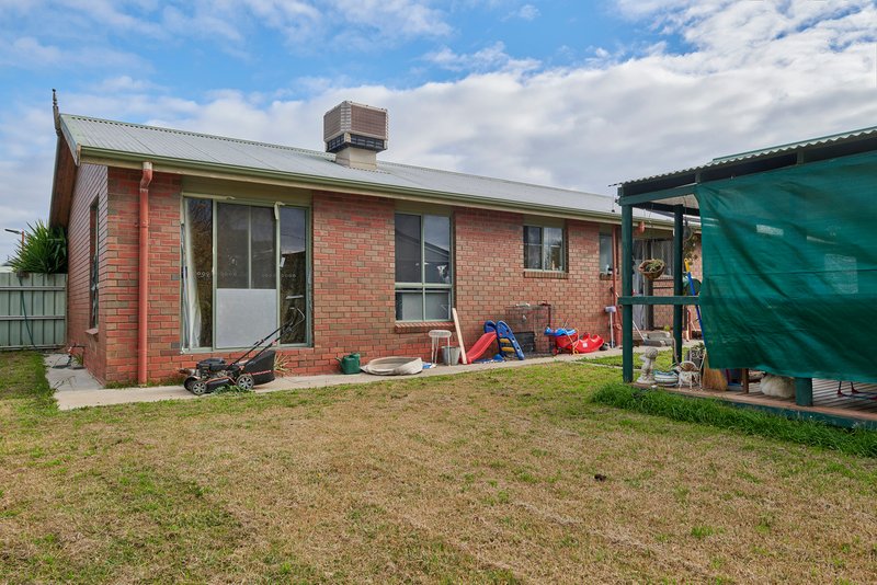 Photo - 5/1 Hospital Street, Heathcote VIC 3523 - Image 12