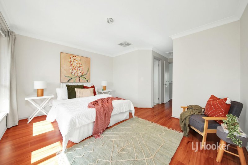 Photo - 51 Hyde Park Terrace, Point Cook VIC 3030 - Image 13