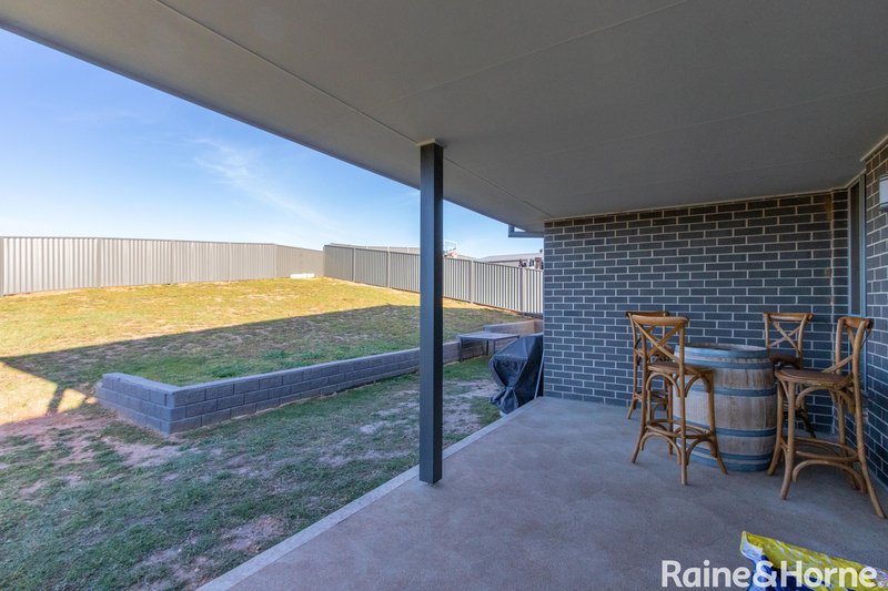 Photo - 51 James Barnet Drive, Kelso NSW 2795 - Image 16