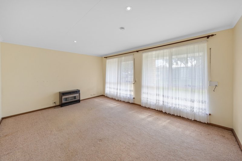 Photo - 51 Jane Street, Willaston SA 5118 - Image 3