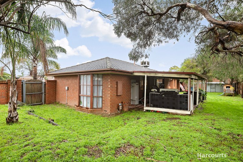 Photo - 51 Kennington Park Drive, Endeavour Hills VIC 3802 - Image 8