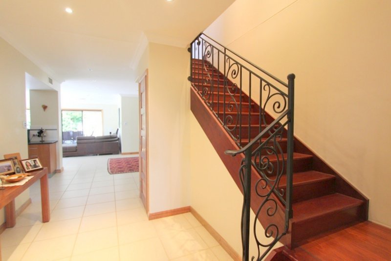 Photo - 51 Kidd Street, Emerald QLD 4720 - Image 5