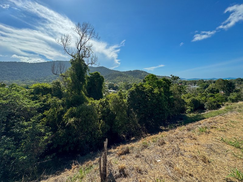 Photo - 51 Kingfisher Terrace, Jubilee Pocket QLD 4802 - Image 7