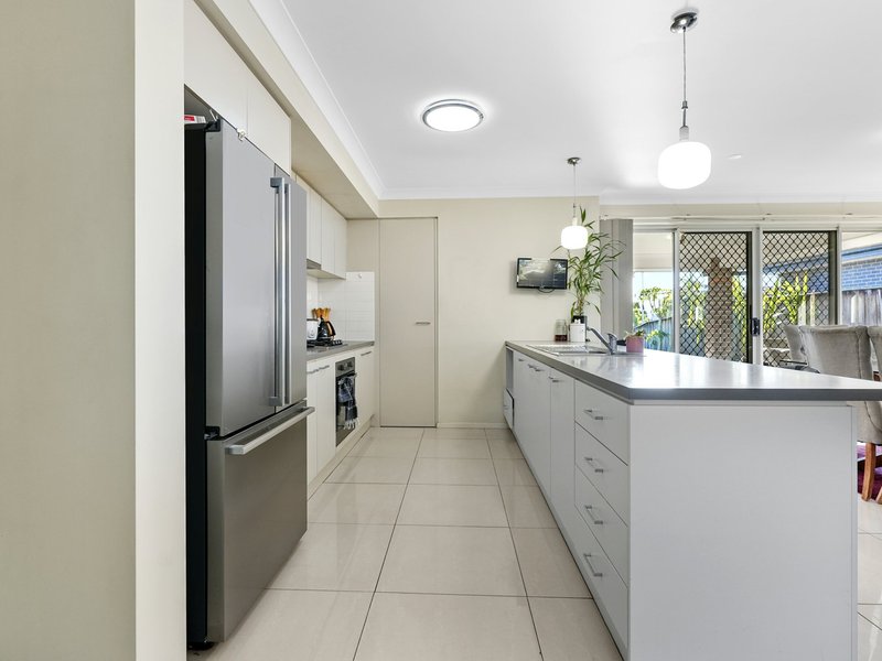 Photo - 51 Kingsbury Street, Airds NSW 2560 - Image 5