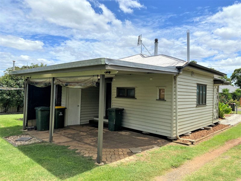 Photo - 51 Knight Street, Kingaroy QLD 4610 - Image 14