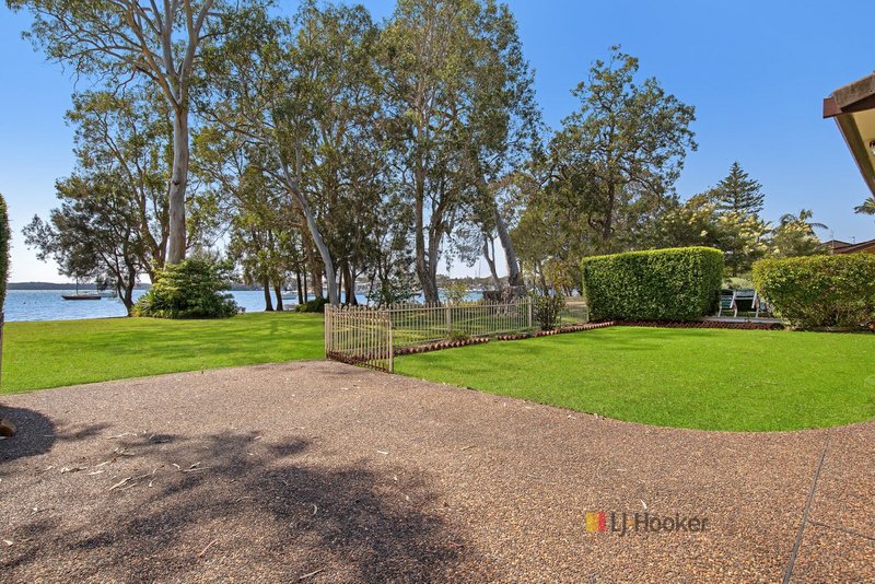 Photo - 51 Kullaroo Road, Summerland Point NSW 2259 - Image 13