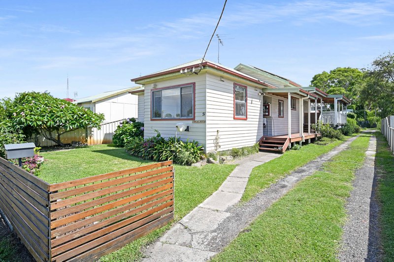 Photo - 51 Lake Road, Swansea NSW 2281 - Image 14