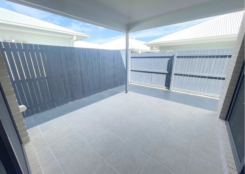 Photo - 51 Lamington Crescent, Banya QLD 4551 - Image 10