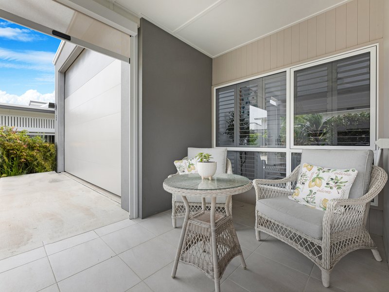 Photo - 5/1 Latitude Boulevard, Nikenbah QLD 4655 - Image 3