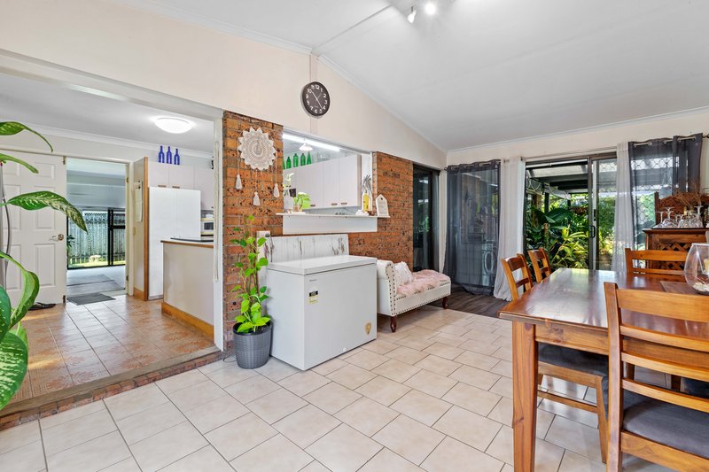 Photo - 51 Leanne Street, Marsden QLD 4132 - Image 5