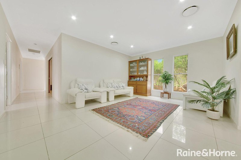 Photo - 51 Lincoln James Drive, Burua QLD 4680 - Image 7