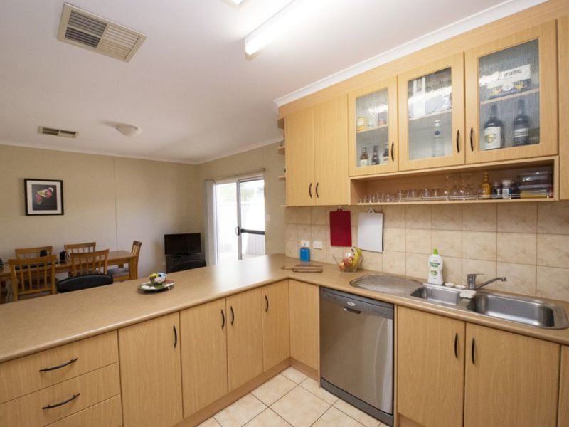 Photo - 5/1 Maconochie Road, Mount Johns NT 0874 - Image 6