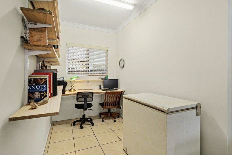 Photo - 51 Maeva Street, Jubilee Pocket QLD 4802 - Image 11