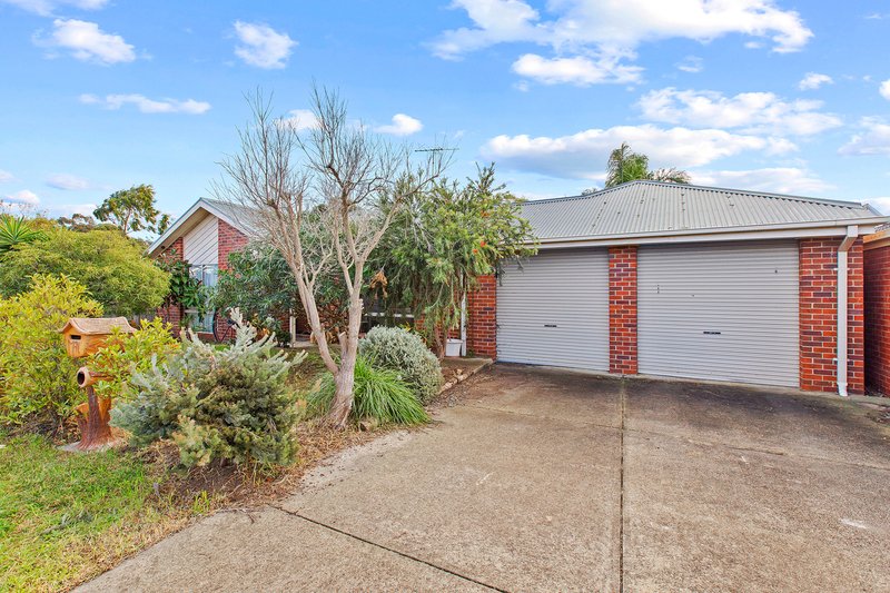 51 Malinda Crescent, Bell Park VIC 3215