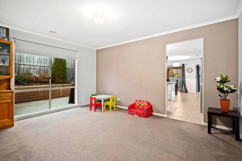 Photo - 51 Manna Gum Drive, Pakenham VIC 3810 - Image 3