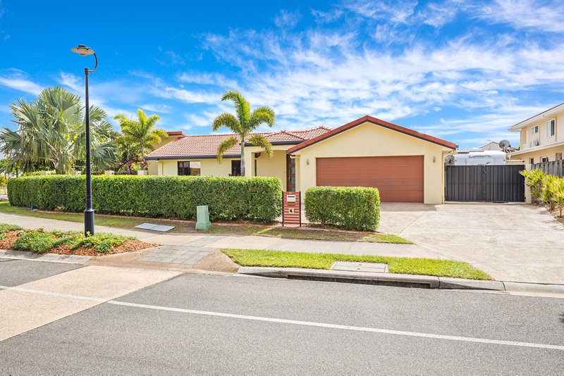 Photo - 51 Marina Boulevard, Banksia Beach QLD 4507 - Image 2