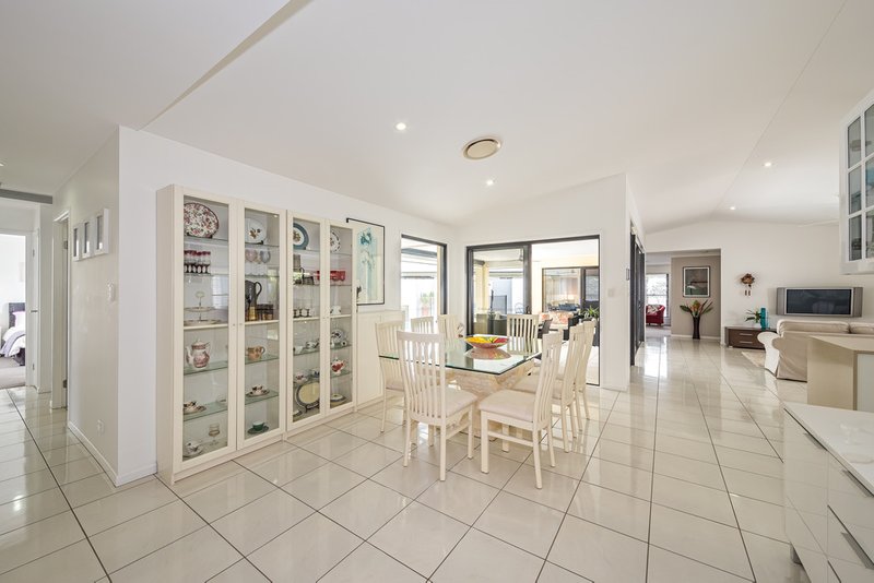 Photo - 51 Marina Boulevard, Banksia Beach QLD 4507 - Image 6