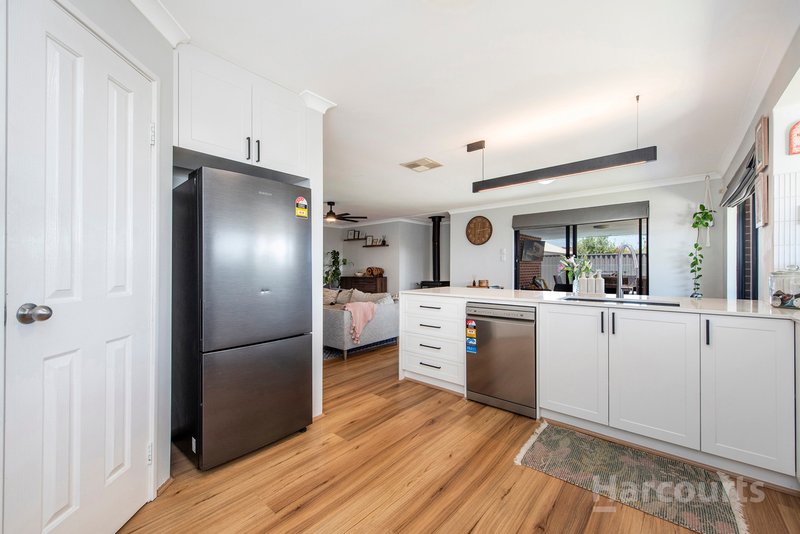 Photo - 51 Marlin Way, Singleton WA 6175 - Image 10