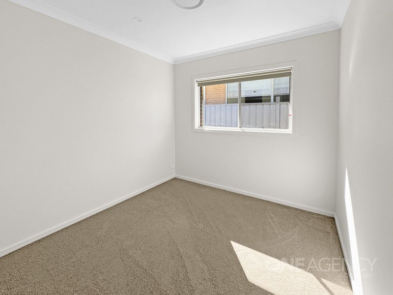 Photo - 51 Matchless Avenue, Goulburn NSW 2580 - Image 12