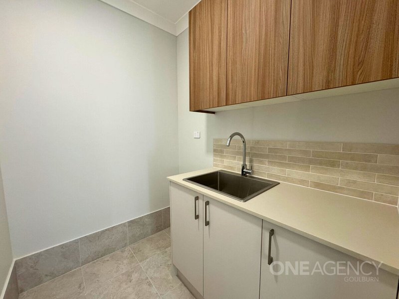 Photo - 51 Matchless Avenue, Goulburn NSW 2580 - Image 13