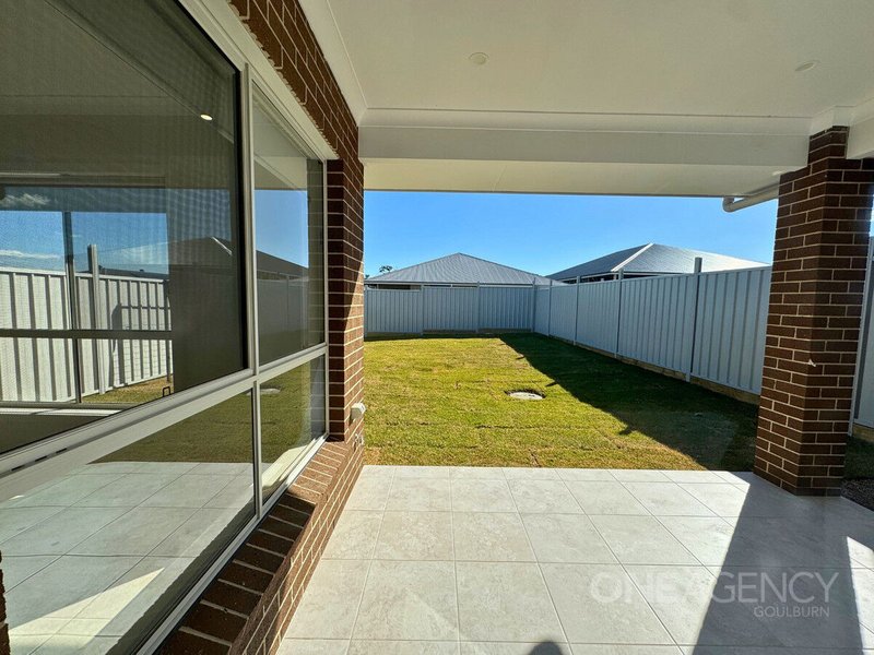 Photo - 51 Matchless Avenue, Goulburn NSW 2580 - Image 14