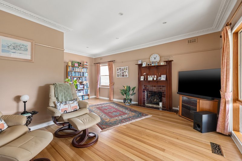 Photo - 51 May Street, Macleod VIC 3085 - Image 4